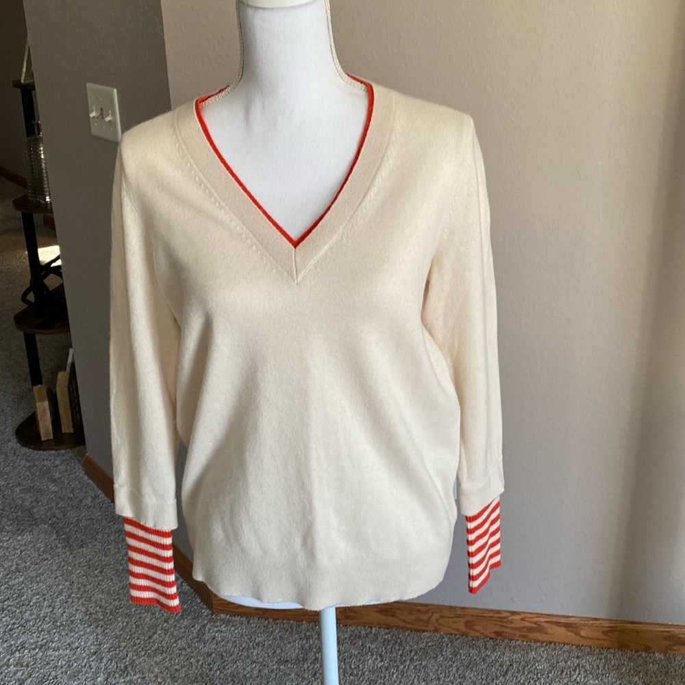 Cashmere sweater